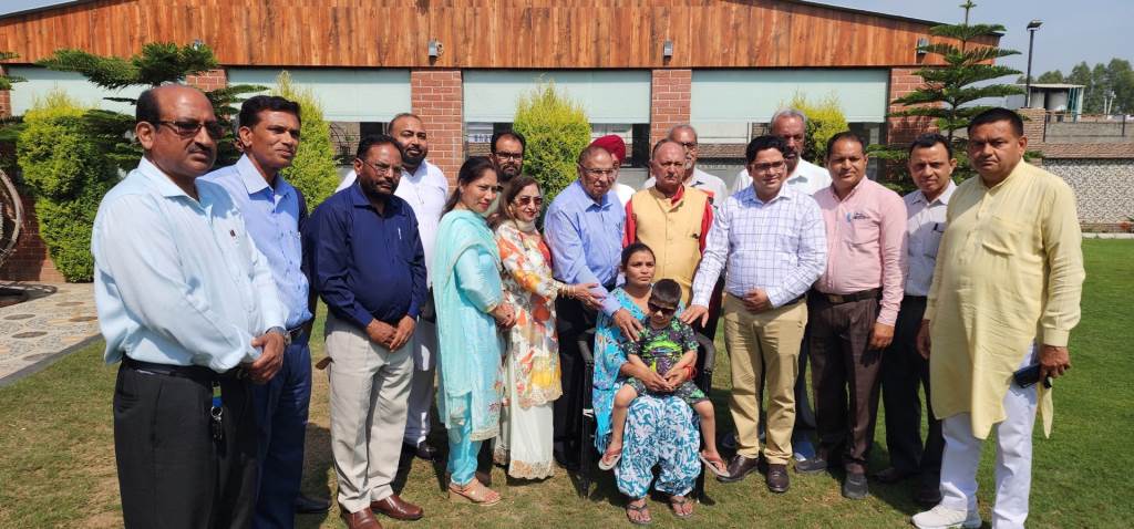 Rotary Eye Bank and Corneal Transplant Society Opens Eye Bandage of 4 Year Old Girl